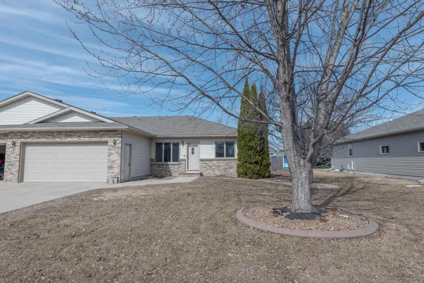 $288,500 | 1002 9th Avenue Southeast, Barnesville, MN 56514