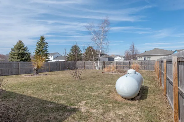 $288,500 | 1002 9th Avenue Southeast, Barnesville, MN 56514