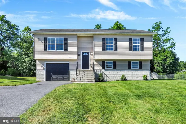 $315,000 | 207 Pike Court, Shippensburg, PA 17257