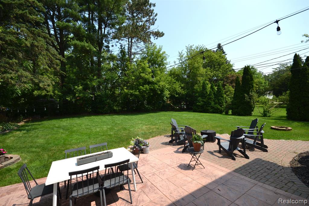 232 Grace Avenue Rochester Hills, MI 48307 - Photo 27 of 29