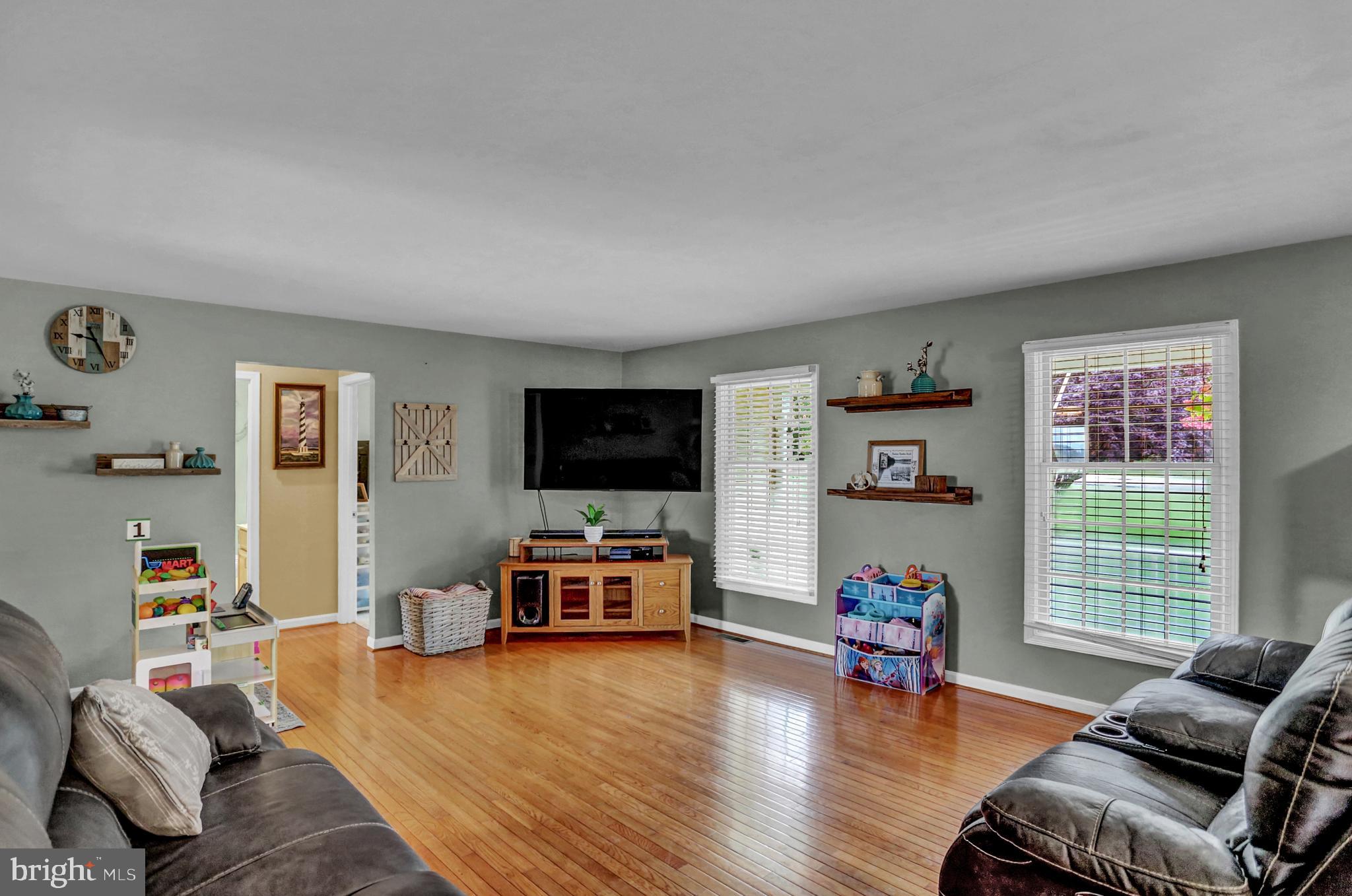 286 Bollinger Road Littlestown, PA 17340 - Photo 8 of 45
