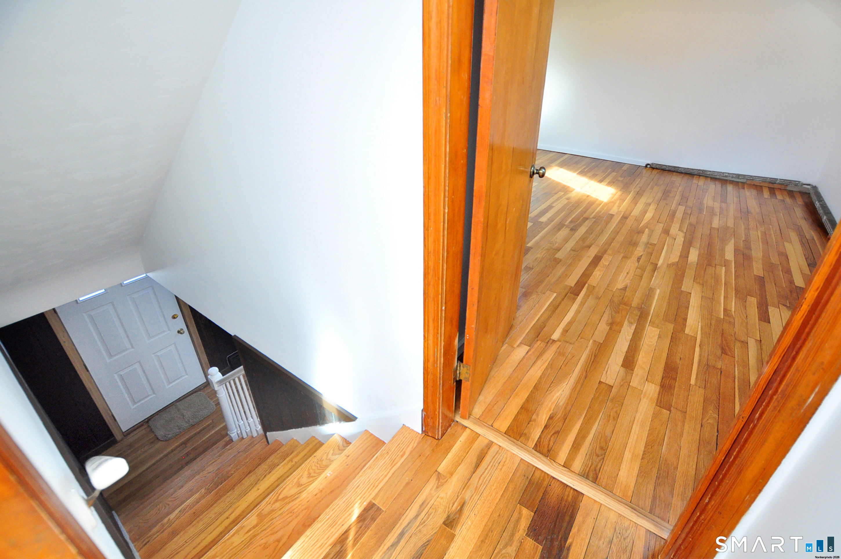 18 Play Road Enfield, CT 06082 - Photo 2 of 40