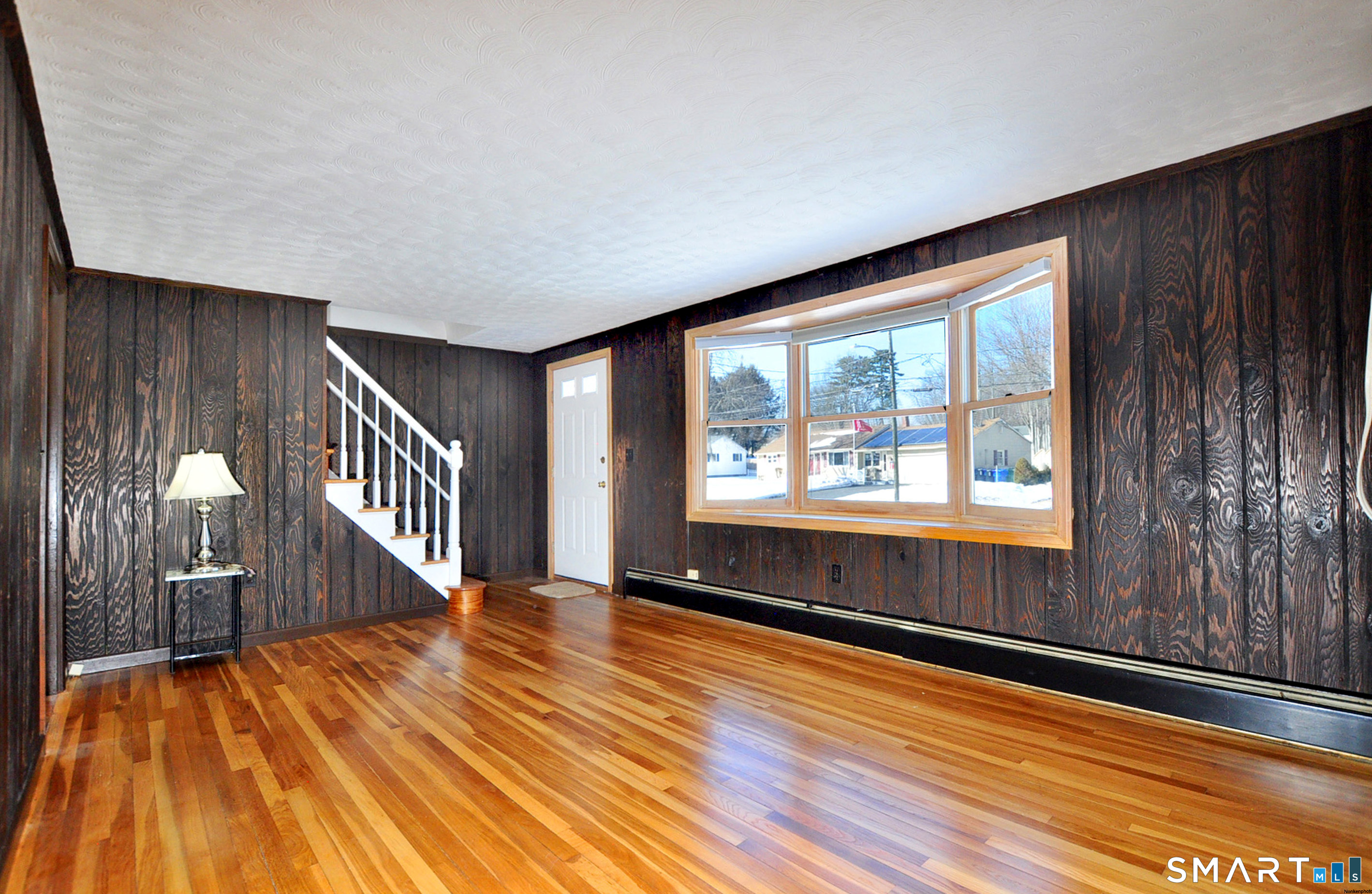 18 Play Road Enfield, CT 06082 - Photo 26 of 40 Living room