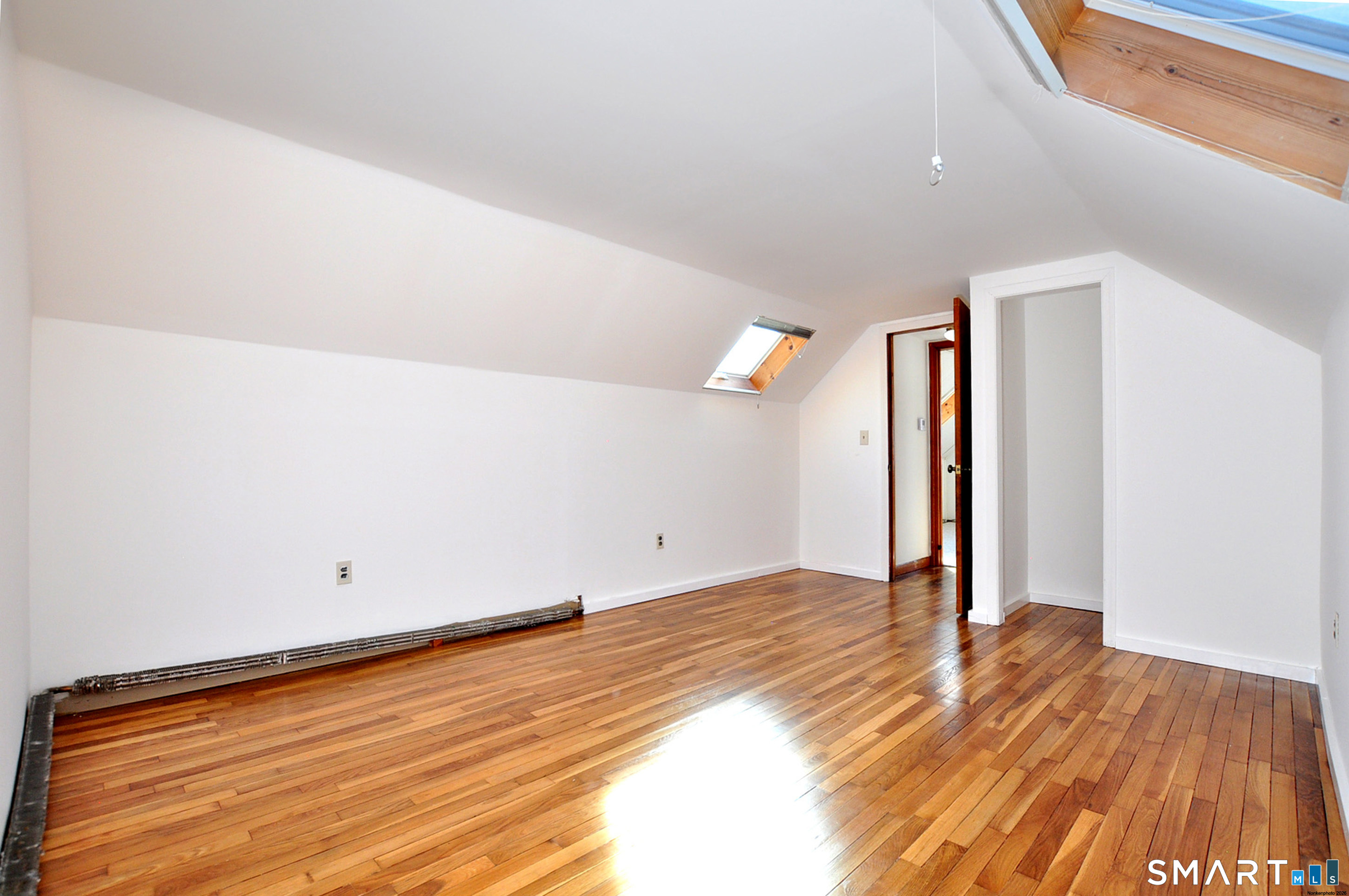 18 Play Road Enfield, CT 06082 - Photo 5 of 40