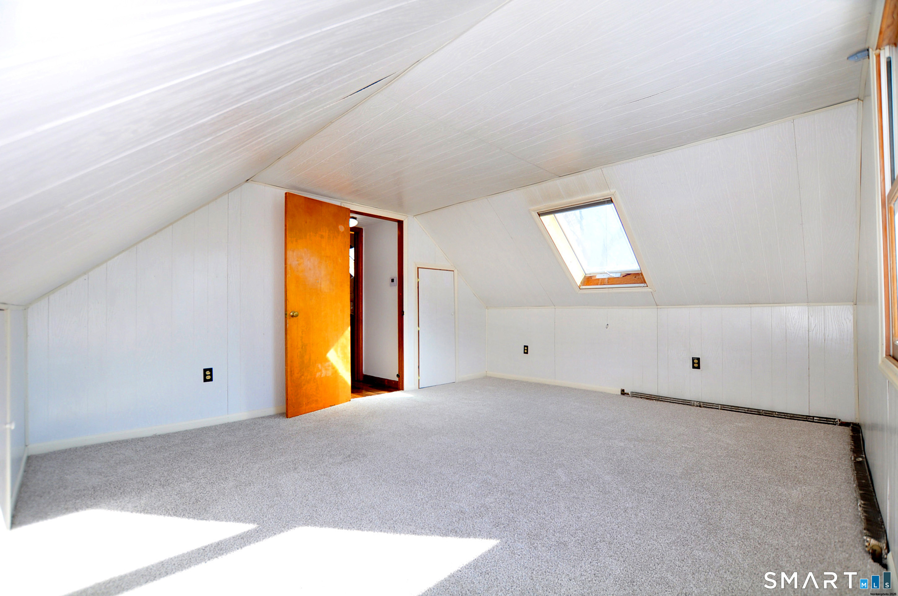 18 Play Road Enfield, CT 06082 - Photo 8 of 40