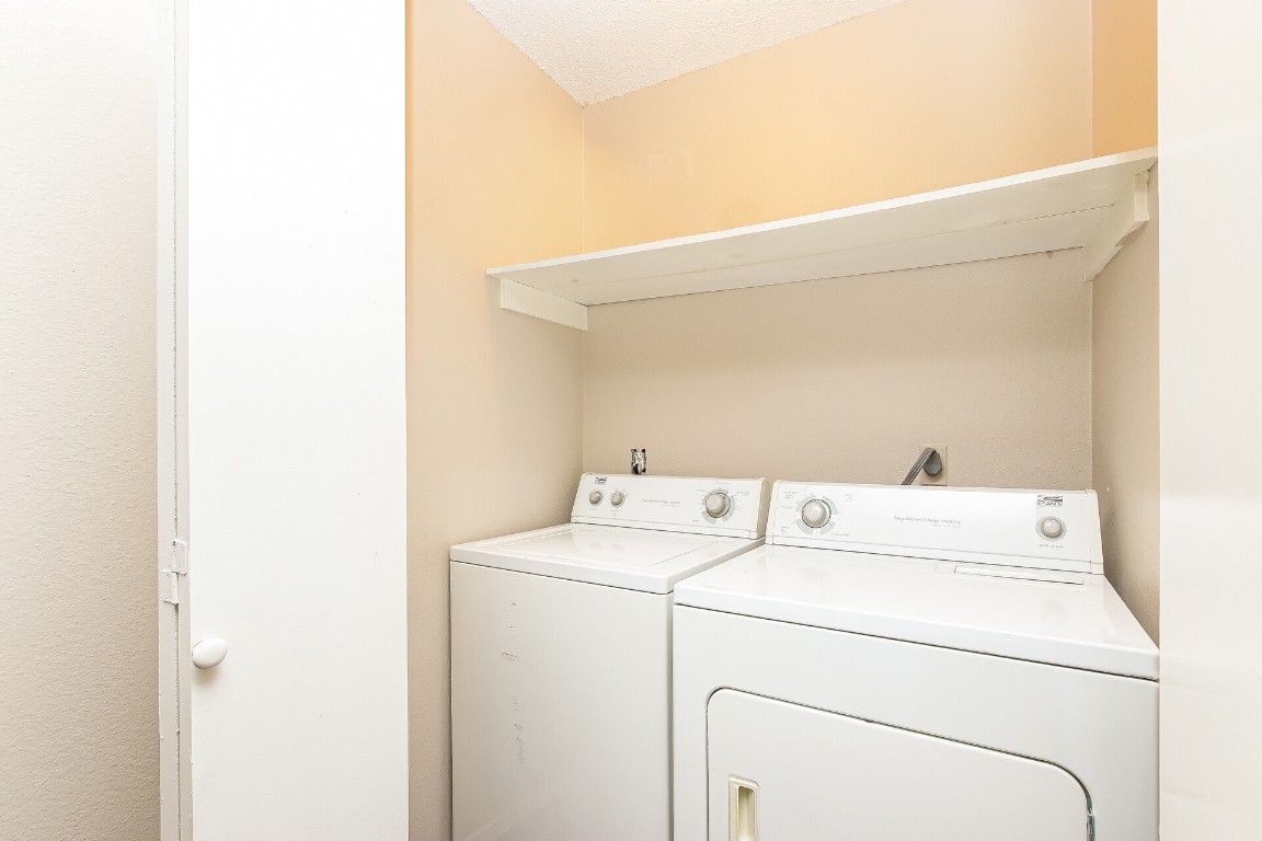 5201 Evans Avenue, Unit A Austin, TX 78751 - Photo 8 of 16 a utility room with dryer and washer