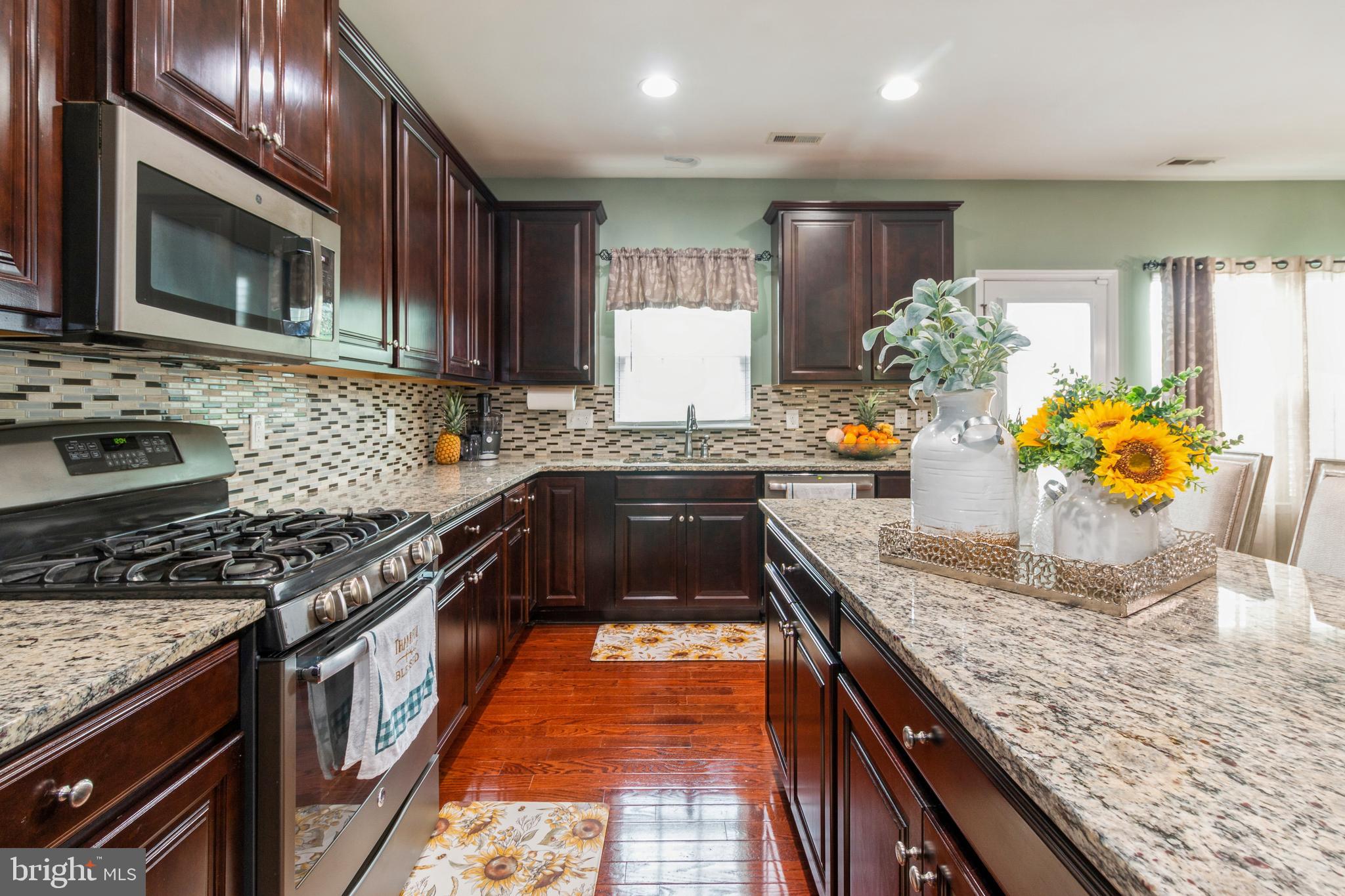 23 Wallace Road Mount Holly, NJ 08060 - Photo 6 of 25 Kitche