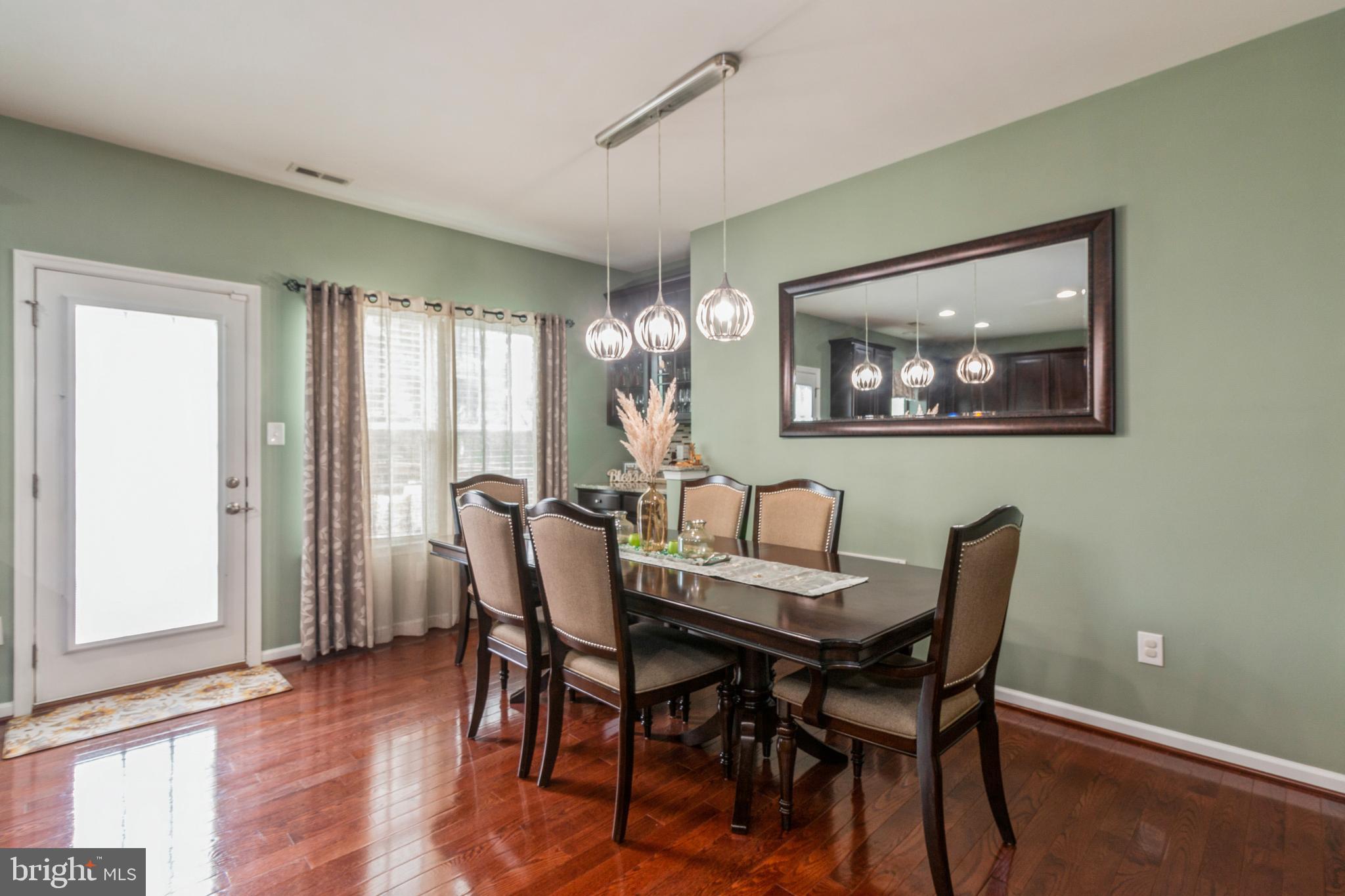 23 Wallace Road Mount Holly, NJ 08060 - Photo 8 of 25 Dining room