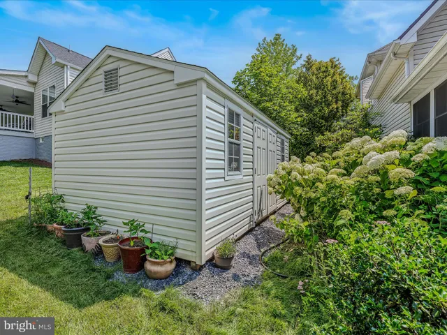 $545,000 | 564 Peace Pipe Lane, Hedgesville, WV 25427