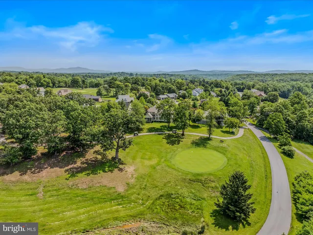 $545,000 | 564 Peace Pipe Lane, Hedgesville, WV 25427