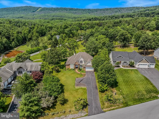 $545,000 | 564 Peace Pipe Lane, Hedgesville, WV 25427