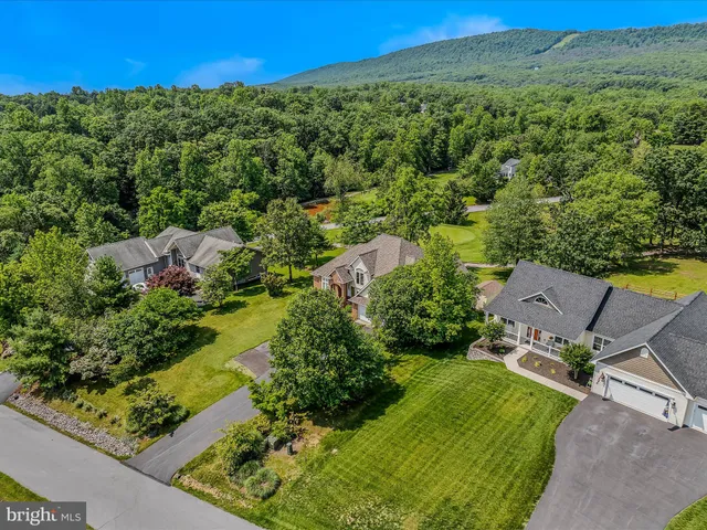 $545,000 | 564 Peace Pipe Lane, Hedgesville, WV 25427