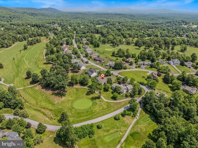 $545,000 | 564 Peace Pipe Lane, Hedgesville, WV 25427