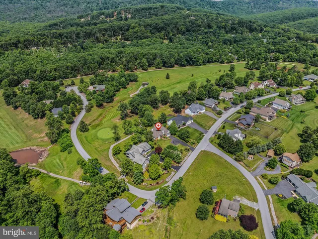 $545,000 | 564 Peace Pipe Lane, Hedgesville, WV 25427