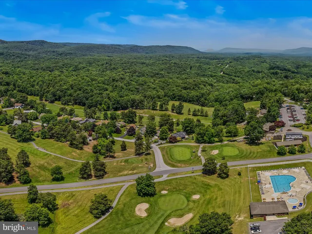 $545,000 | 564 Peace Pipe Lane, Hedgesville, WV 25427