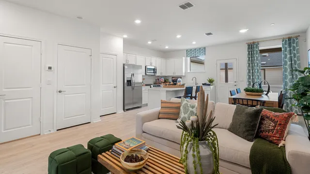 $330,990 | 2508 Violet Theo Lane, Round Rock, TX 78665