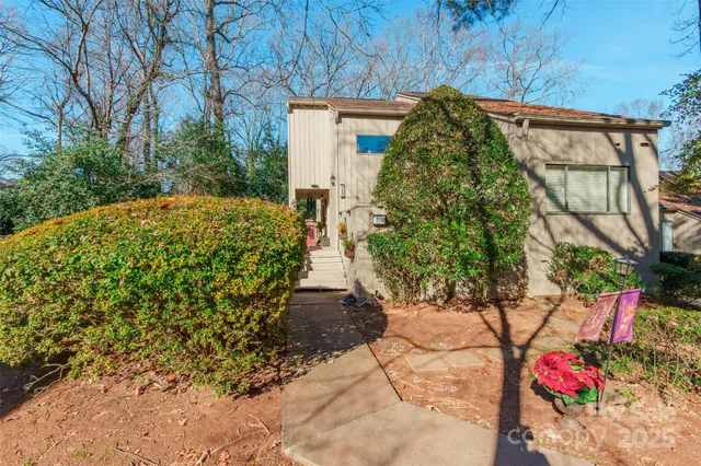 $370,000 | 225 Riverview Terrace, Clover, SC 29710