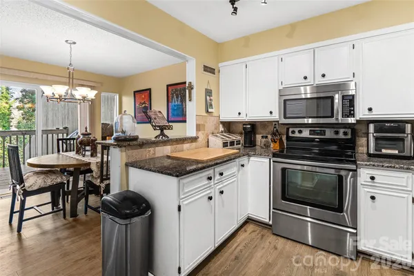 $350,000 | 225 Riverview Terrace, Clover, SC 29710