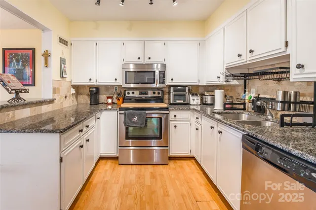 $370,000 | 225 Riverview Terrace, Clover, SC 29710