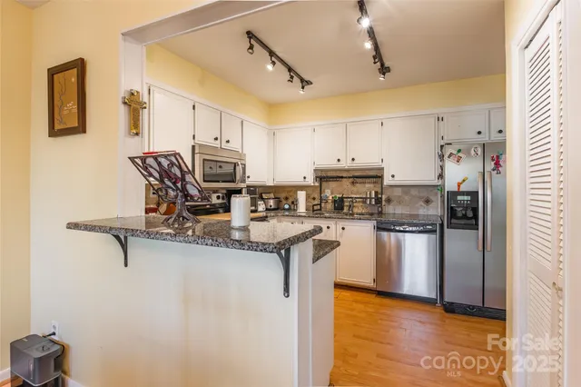 $370,000 | 225 Riverview Terrace, Clover, SC 29710