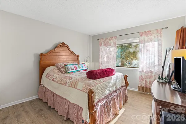 $350,000 | 225 Riverview Terrace, Clover, SC 29710