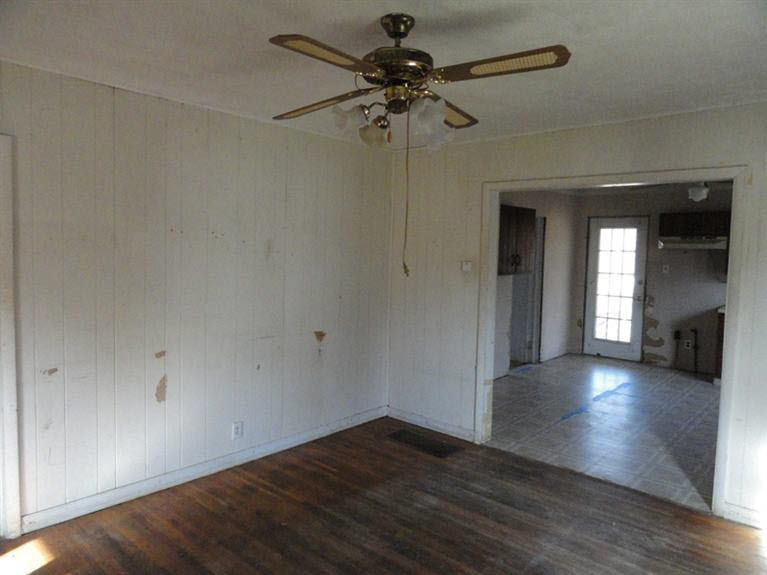 514 Sandy Hook Road Paoli, IN 47454 - Photo 4 of 12 Gallery Image 4