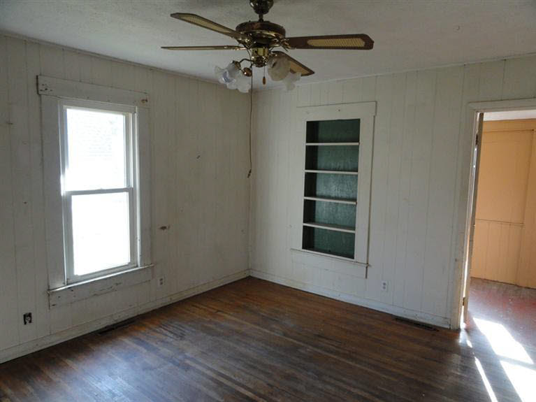 514 Sandy Hook Road Paoli, IN 47454 - Photo 5 of 12 Gallery Image 5