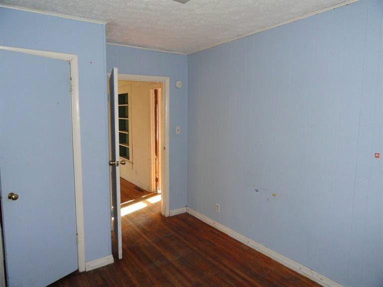 514 Sandy Hook Road Paoli, IN 47454 - Photo 9 of 12 Gallery Image 9