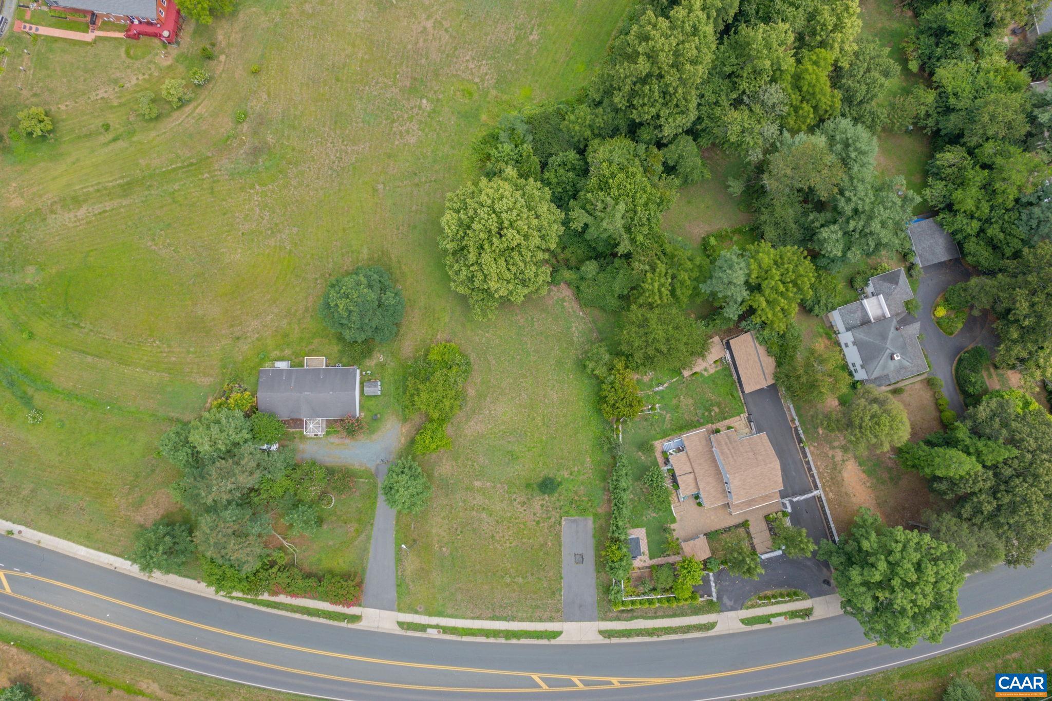 2541 Barracks Road, Unit 25A Charlottesville, VA 22901 - Photo 9 of 14 Gallery Image 9