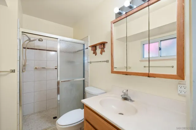 $849,000 | 1540 Corsica Street, San Diego, CA 92111