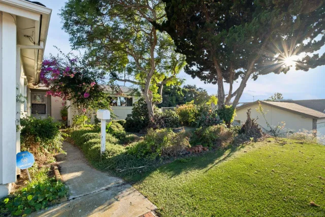 $849,000 | 1540 Corsica Street, San Diego, CA 92111