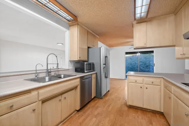 $849,000 | 1540 Corsica Street, San Diego, CA 92111