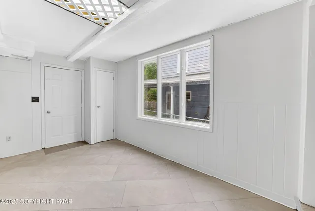 $1,400 | 205 Schuylkill Avenue, Tamaqua, PA 18252