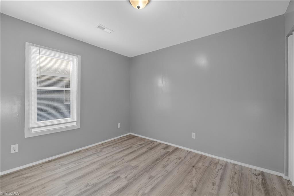 1528 McConnell Road Greensboro, NC 27401 - Photo 22 of 24