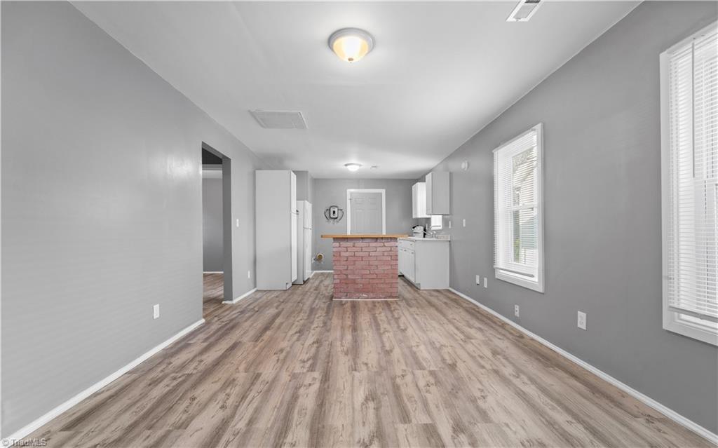 1528 McConnell Road Greensboro, NC 27401 - Photo 3 of 24