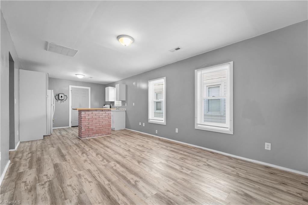 1528 McConnell Road Greensboro, NC 27401 - Photo 5 of 24