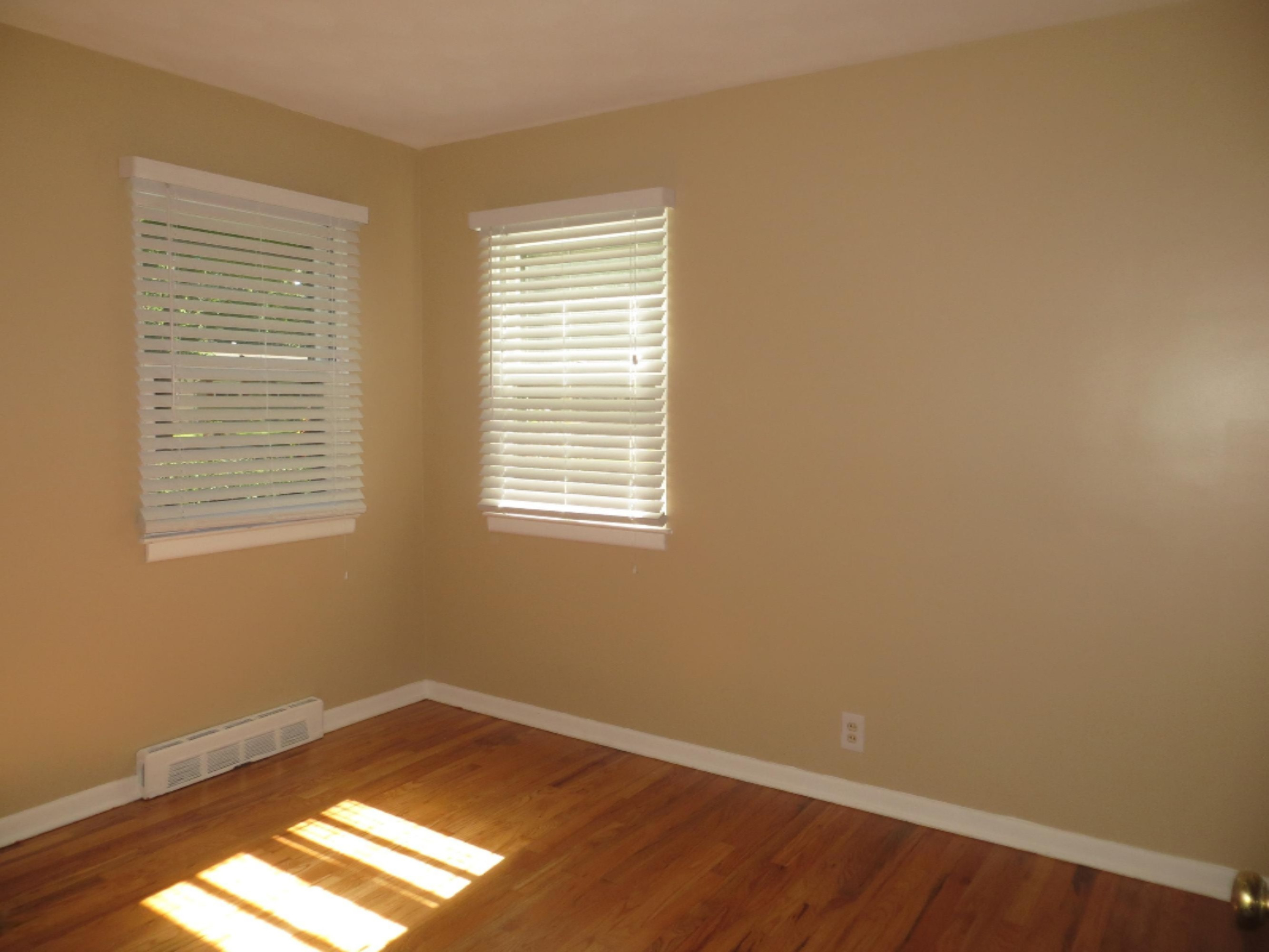 520 North Douglas Avenue Three Rivers, MI 49093 - Photo 14 of 19 Bedroom 2