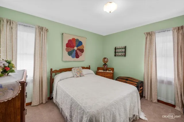 $289,900 | 268 South Adams Street, Oswego, IL 60543