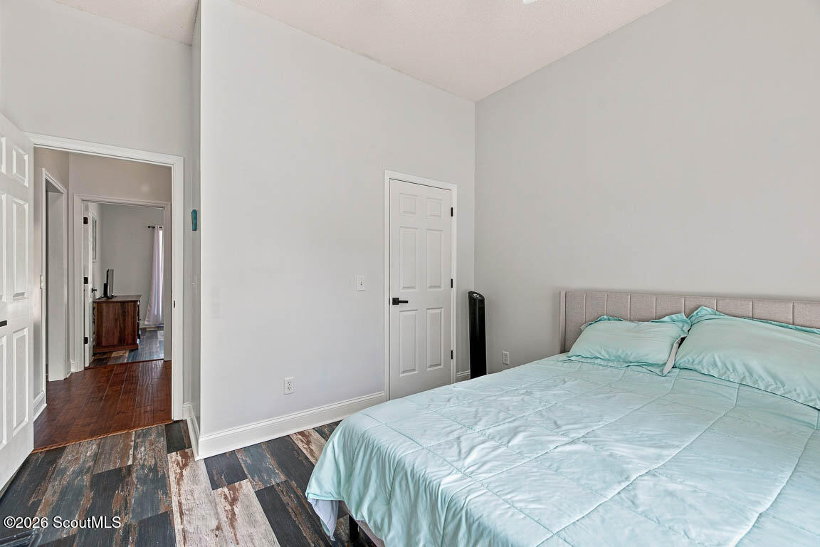 118 Regal Road Brunswick, GA 31523 - Photo 35 of 58 Coastal and new LVP in both bedrooms.