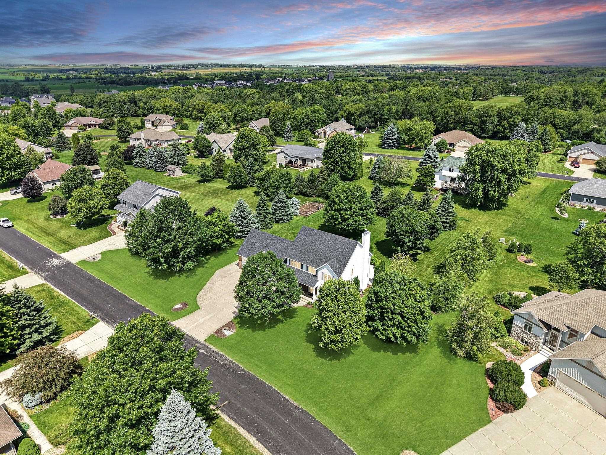 3058 Saddle Brooke Trail Sun Prairie, WI 53590 - Photo 9 of 58