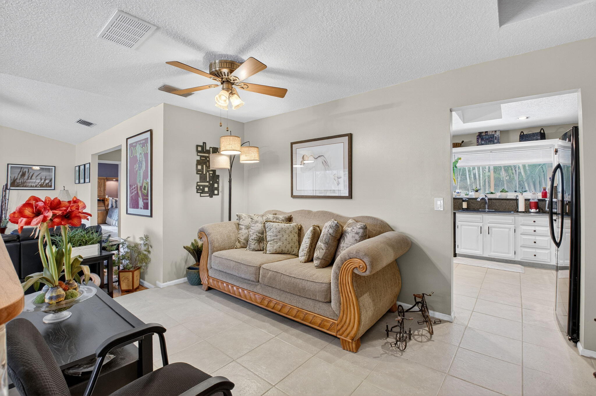 17705 Maplewood Drive Boca Raton, FL 33487 - Photo 9 of 71 a living room with furniture and decor