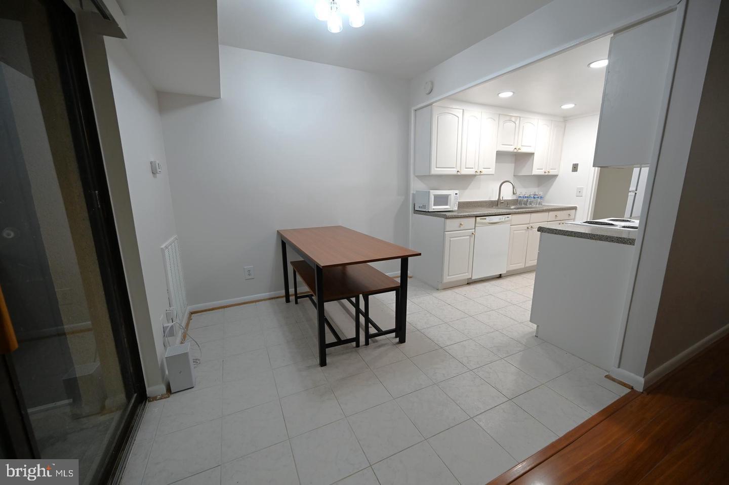 2237 Castle Rock Square, Unit 1B Reston, VA 20191 - Photo 13 of 30