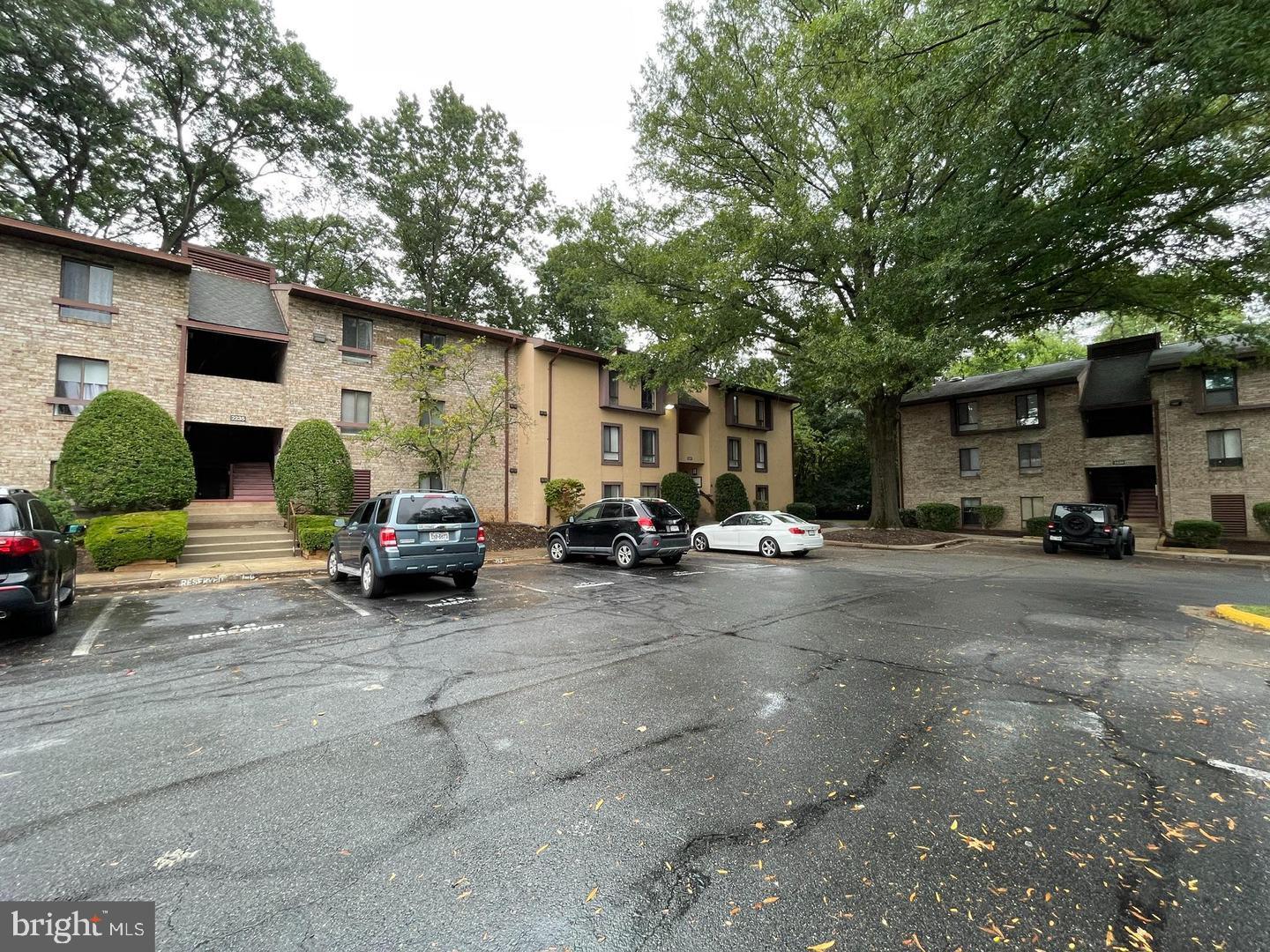 2237 Castle Rock Square, Unit 1B Reston, VA 20191 - Photo 3 of 30