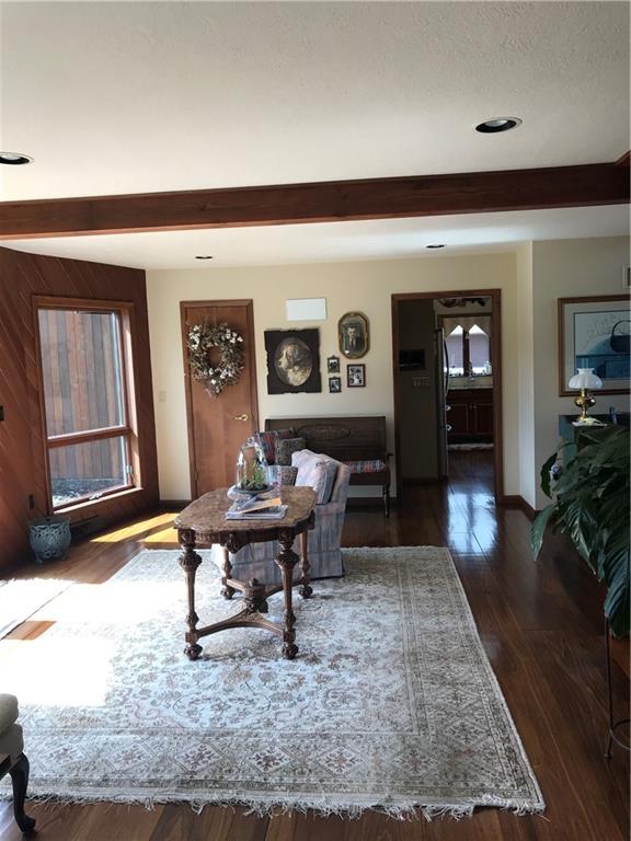 400 Isle Road Butler, PA 16001 - Photo 14 of 25 Family room