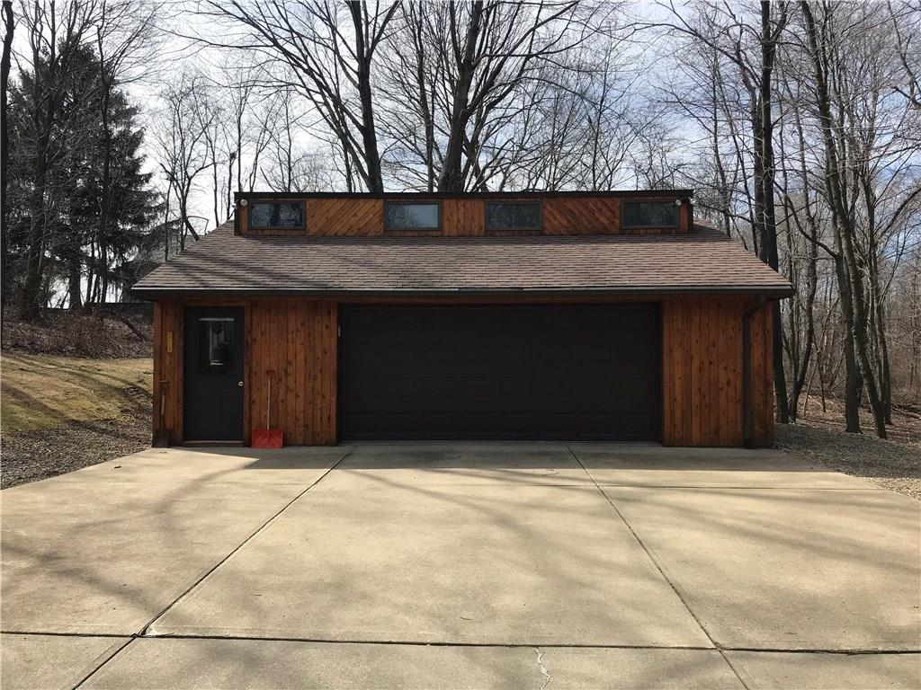 400 Isle Road Butler, PA 16001 - Photo 4 of 25