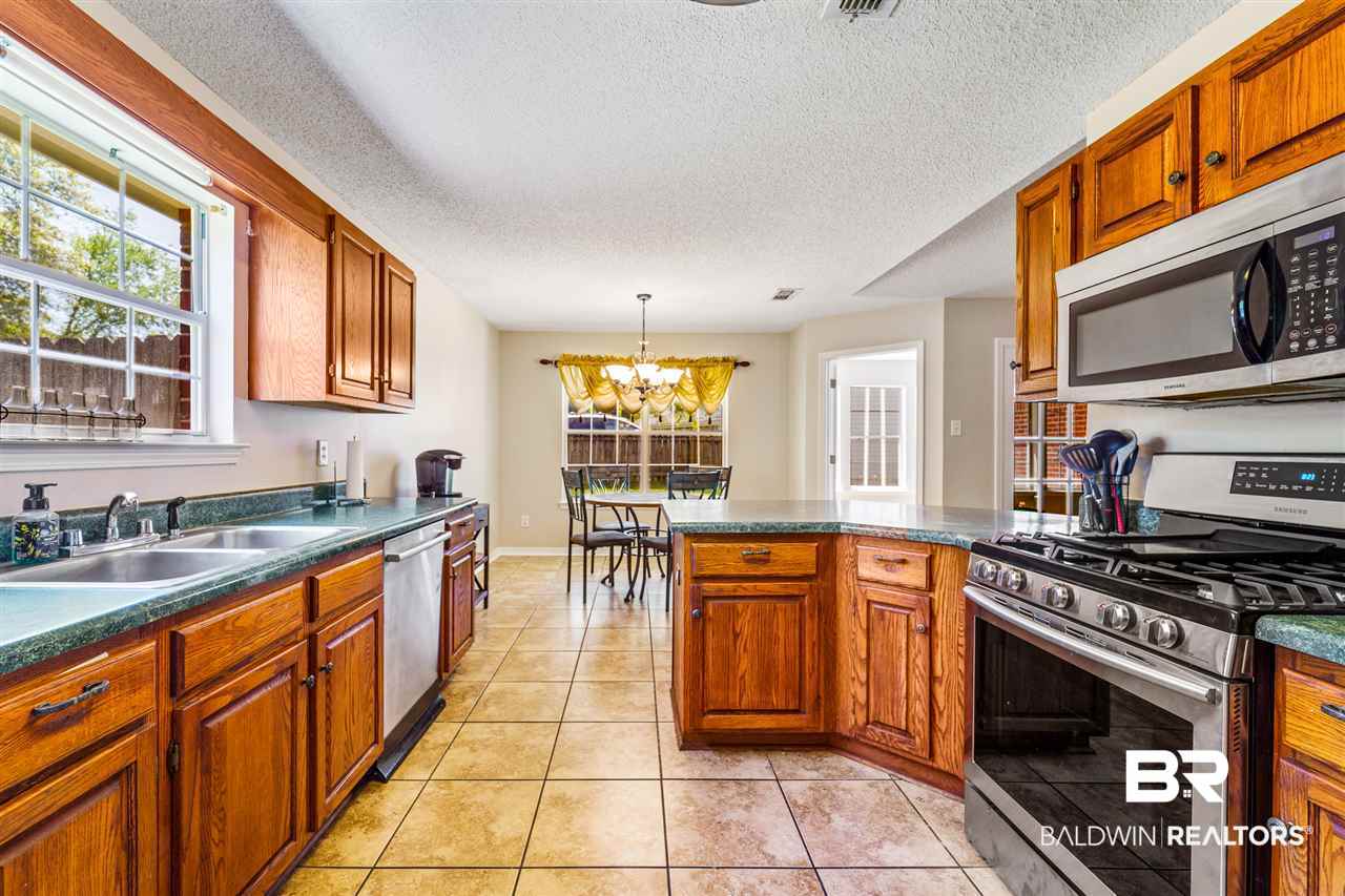 6801 Garden Ridge Court Mobile, AL 36695 - Photo 12 of 26