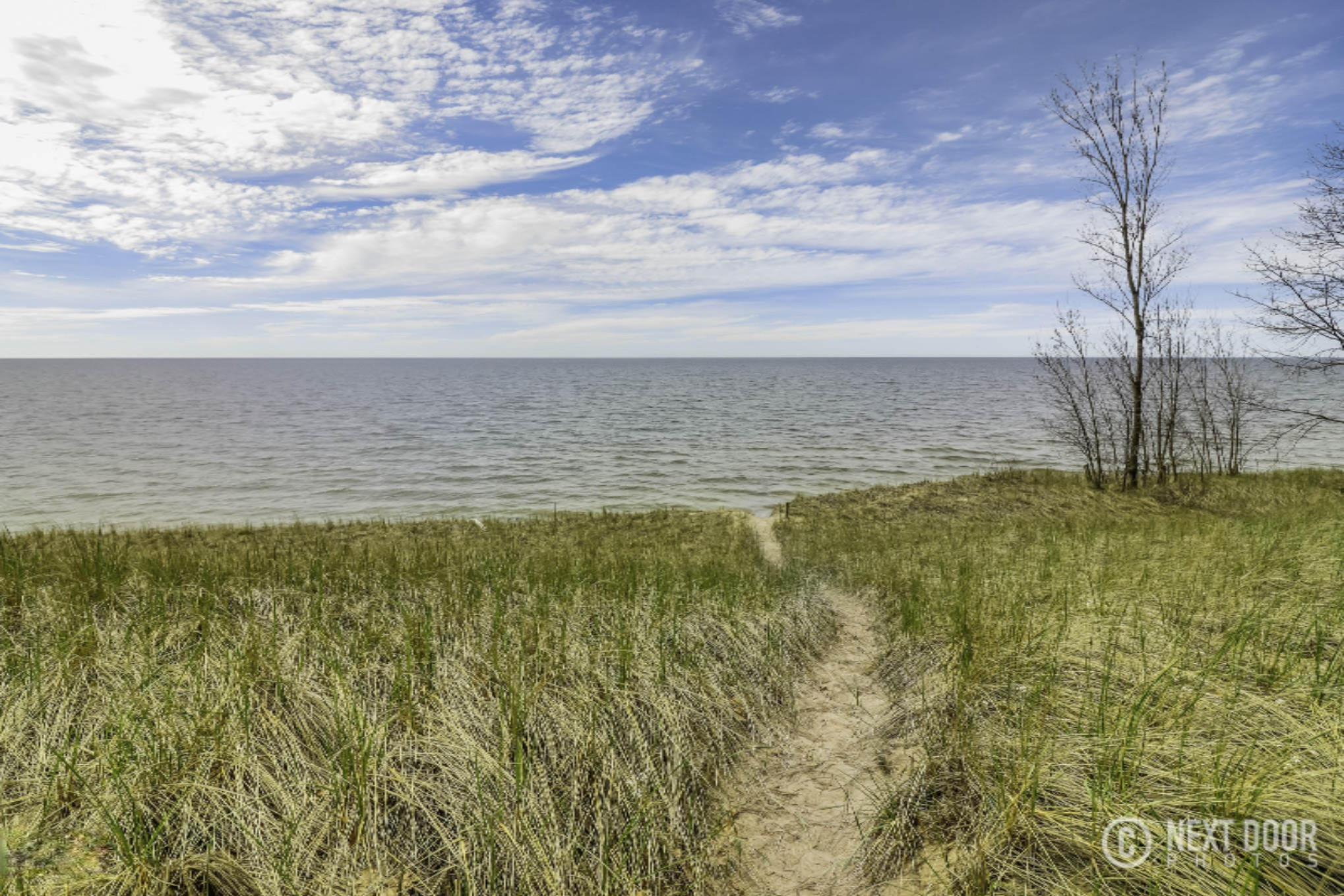 18366 North Shore Estates Road Spring Lake, MI 49456 - Photo 10 of 60 IMG_4567Blended