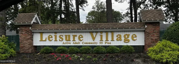$265,000 | 600 A Lake Point Drive, Unit 100A, Lakewood, NJ 08701