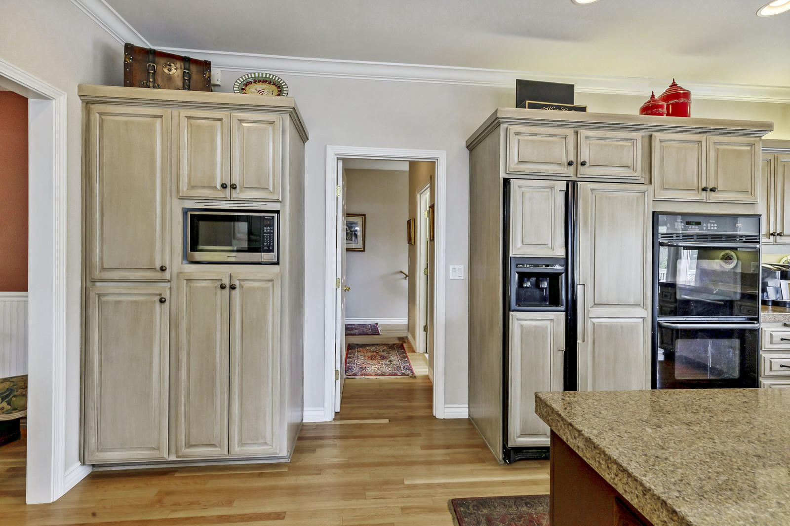 6610 Hillcrest Road Medford, OR 97504 - Photo 22 of 73