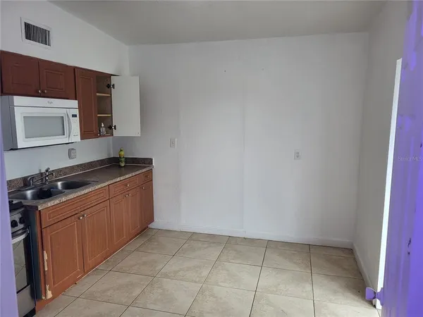 $530,000 | 6217 Blossom Avenue, Tampa, FL 33614